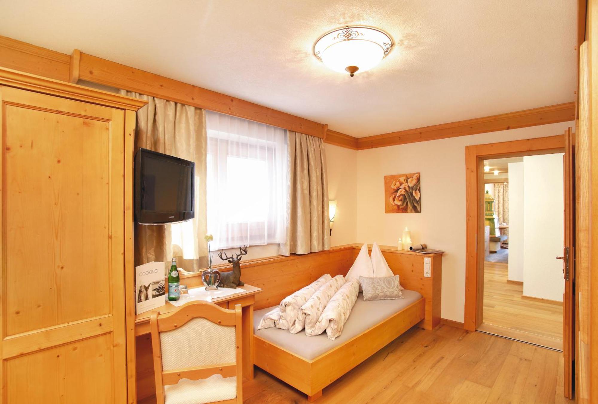 Hotel Sonne 4*