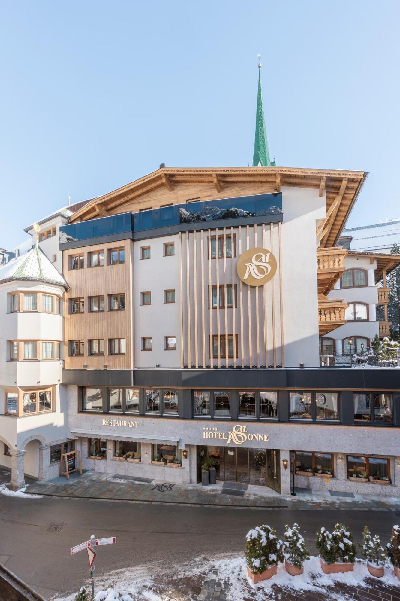 Sonne Hotel 4*